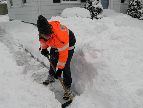 CENTRAL CITY SLAMMED:   By new sidewalk snowplow rules